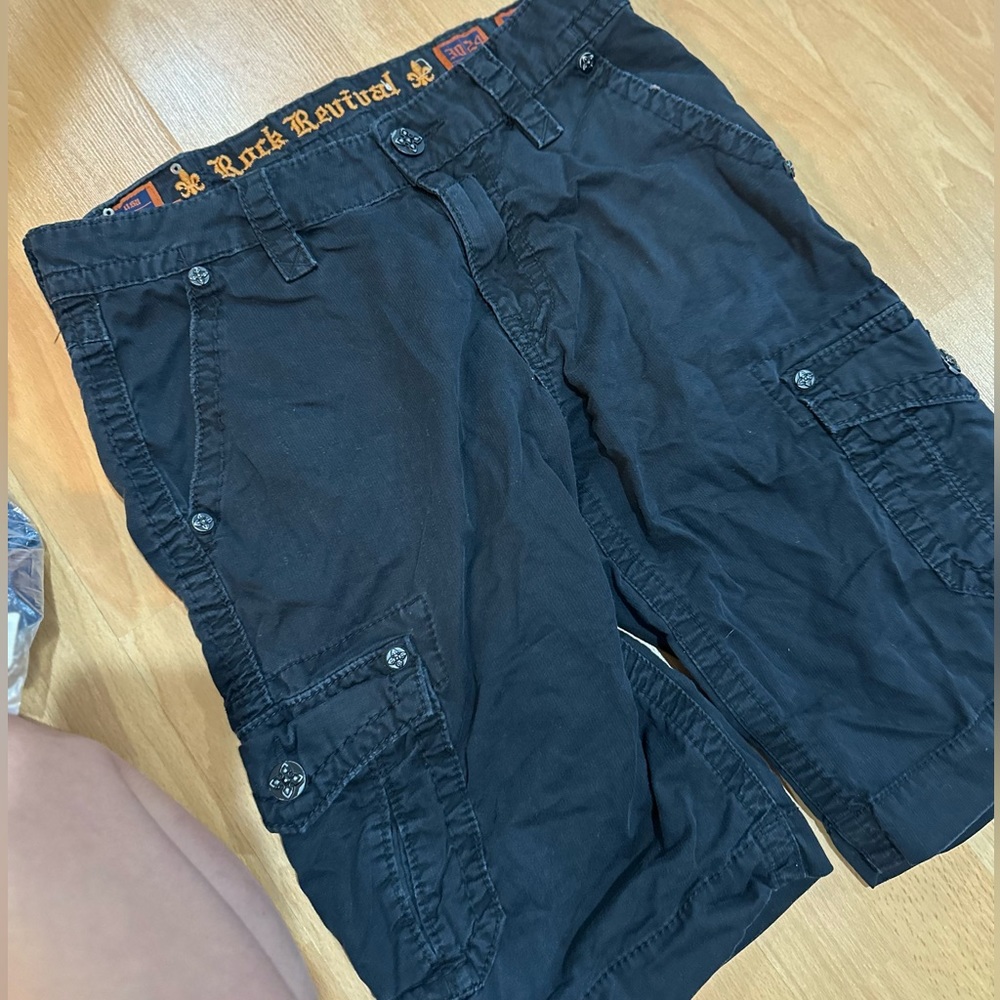 ROCK REVIVAL SHORTS